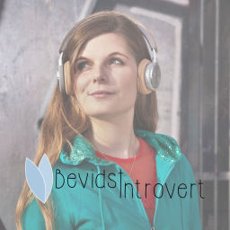 Podcast thumbnail for Bevidst Introvert