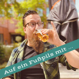 Podcast thumbnail for Auf ein Fußpils mit ...