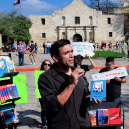 Podcast thumbnail for Nuestra Palabra: Latino Writers Have Their Say w/ Tony Diaz