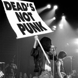 Podcast thumbnail for Deads Not Punk