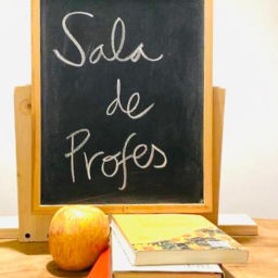 Podcast thumbnail for Sala de Profes
