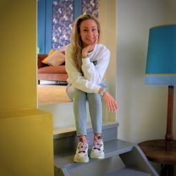 Podcast thumbnail for Loskomen van narcisme met Lot Anne