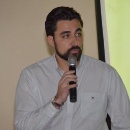 Podcast thumbnail for Inclusão Digital & Empreendedorismo - Claudio Marcellini
