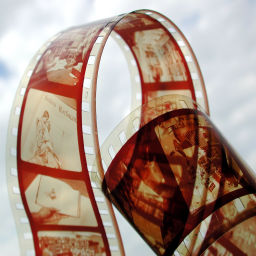 Podcast thumbnail for Movie Mingler