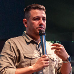 Podcast thumbnail for Pr. Fernando Carvalho