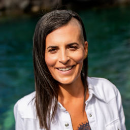 Podcast thumbnail for Christina Lopes