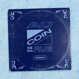 Podcast thumbnail for Au coin de ma rue