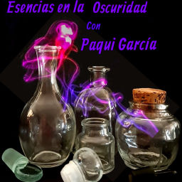 Podcast thumbnail for ESENCIAS EN LA OSCURIDAD