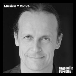 Podcast thumbnail for Musica Y Clave - Simon Bolzinger