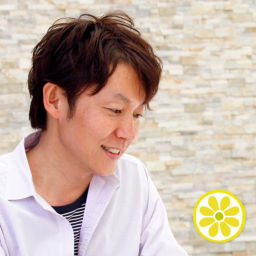 Podcast thumbnail for やさしいせかいのえがきかた🍋
