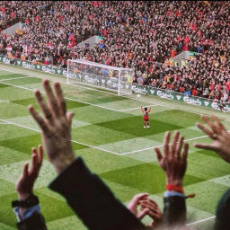 Podcast thumbnail for Real Football with Lenny