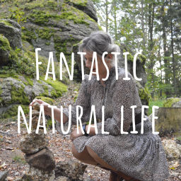 Podcast thumbnail for Fantastic natural life - Dein Podcast für mehr Leichtigkeit im Leben