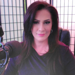 Podcast thumbnail for Daisy Cruz