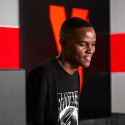Podcast thumbnail for Essential Afro House & 3Step Sessions