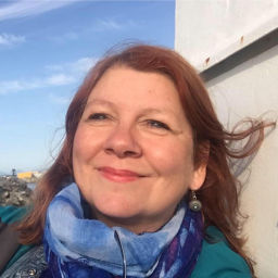 Podcast thumbnail for Marianne møter mennesker