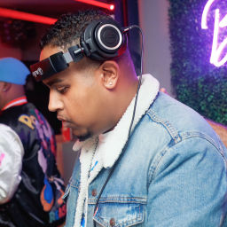 Podcast thumbnail for DJ JONO TORONTO