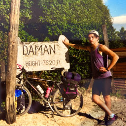 Podcast thumbnail for (Dangerous )Tales from the UTE (pick up truck)lonely planet.bike packing, near death experiences,dangerous travel ,grassroots-travel, bicycle, cycle touring ,hitchhiking,sailing,illegal border crossing,drugs,guns, corruption, comedy,humour,philosophy, inspiration.India,Thailand ,Malaysia,Indonesia,Australia.sheep farms,fruit picking ,washing dishes ,knives ,opium, heroin, bandits,Khun Sa ,